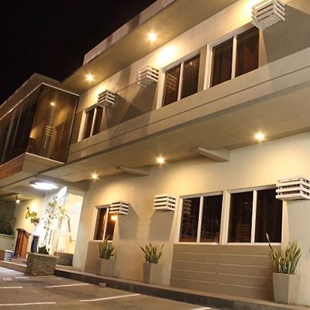 The Center Suites Cebu Stadt Exterior foto