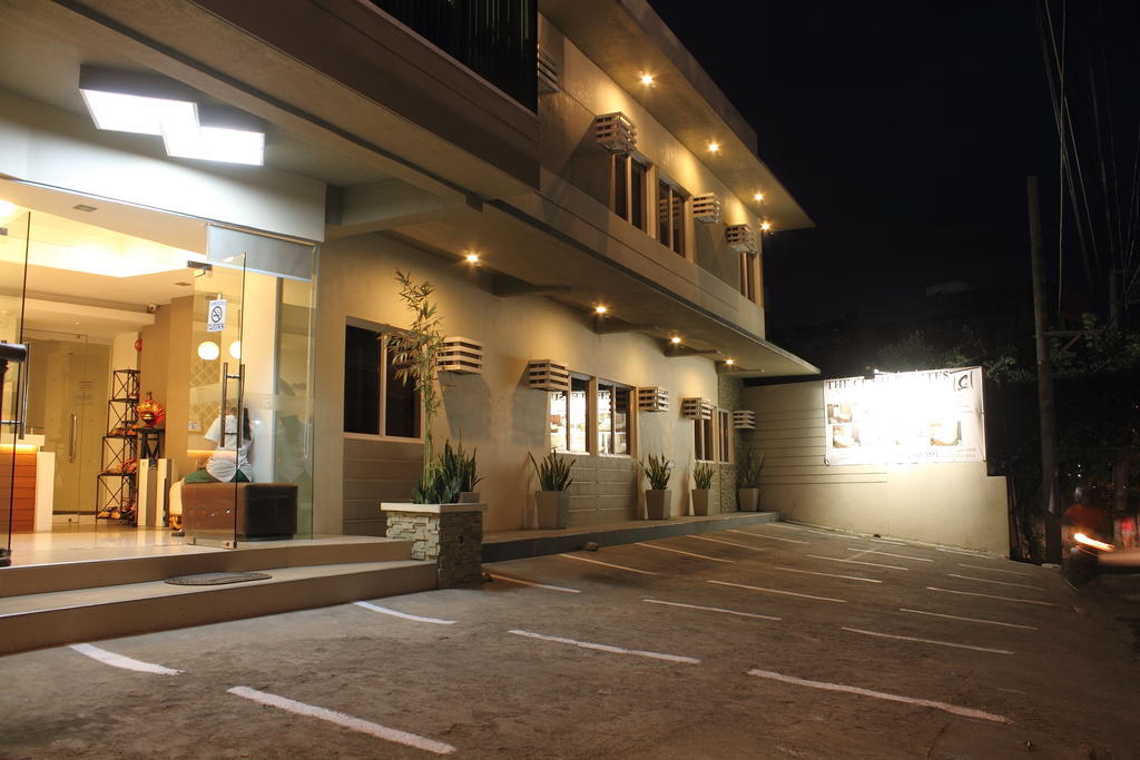 The Center Suites Cebu Stadt Exterior foto